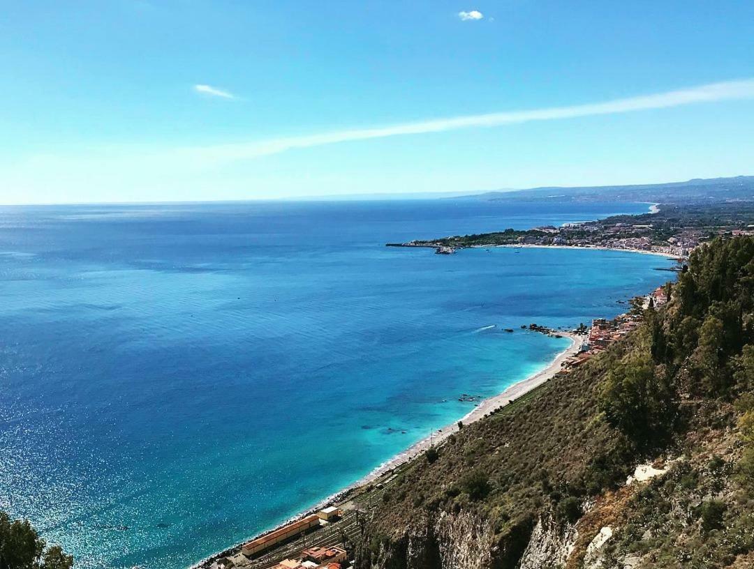 La Baia Dei Delfini Lägenhet Taormina Exteriör bild