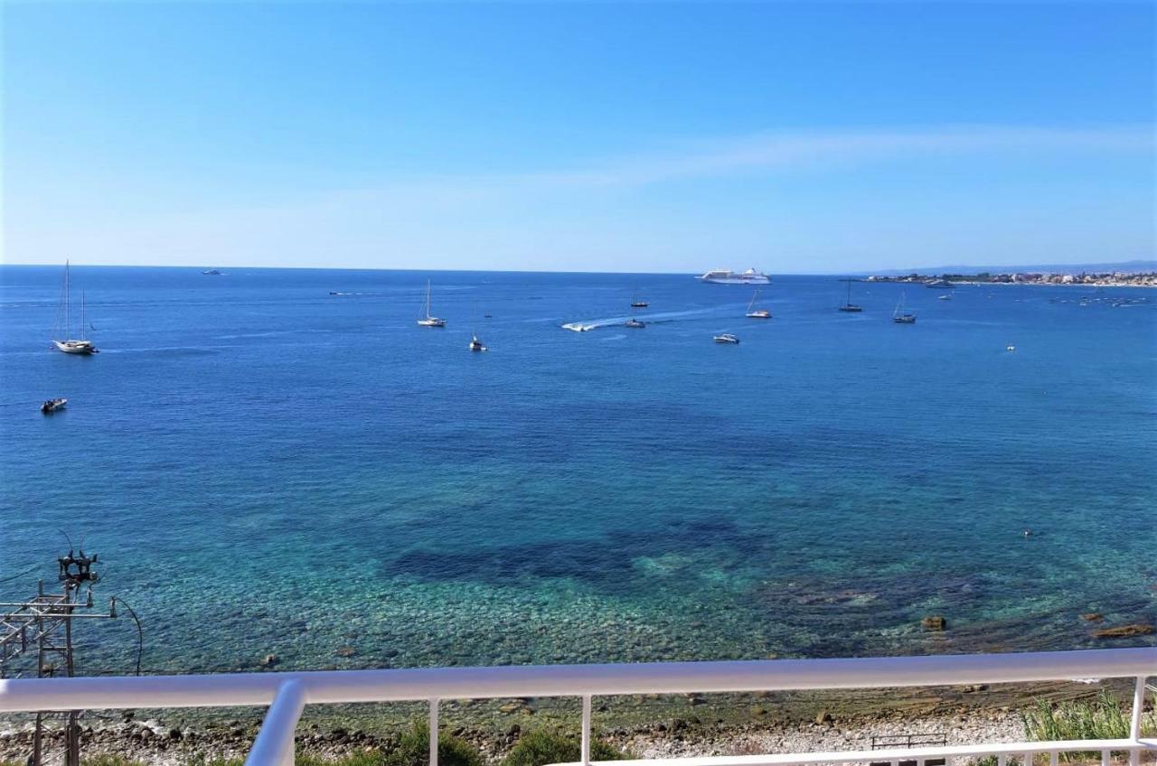 La Baia Dei Delfini Lägenhet Taormina Exteriör bild